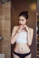 TouTiao 2016-06-25: Model Wang Yi Han (王一涵) (44 photos)